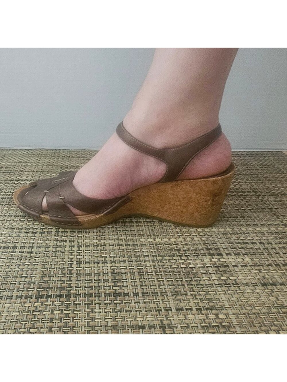 CLARKS ARTISAN ALAMDA bronze metallic leather cork wedge sandals 9M - Picture 4 of 10
